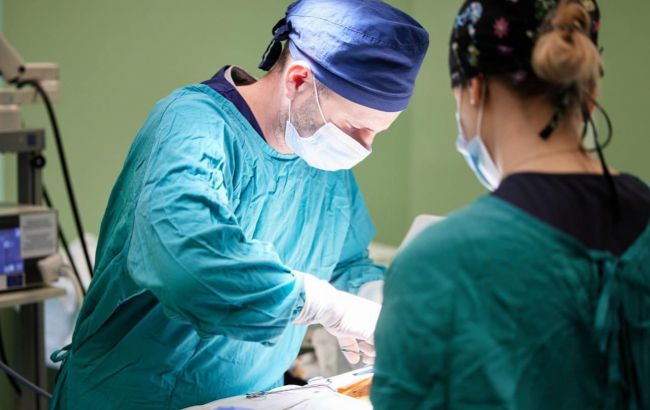 Обнаружили гигантскую кисту: во Львове срочно спасали новорожденную девочку