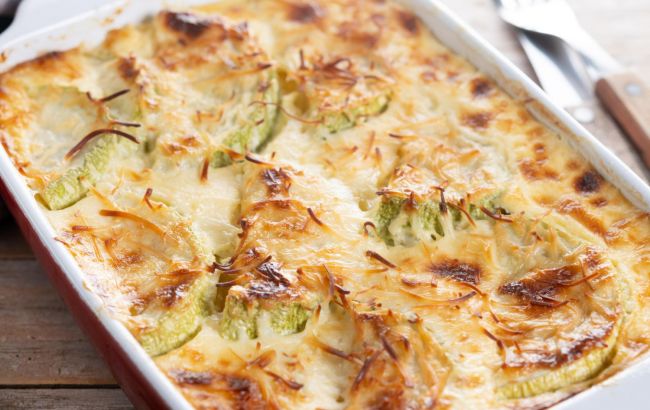 Соковита запіканка з кабачків: простий рецепт на кожен день