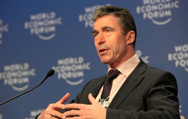 Екс-генсек НАТО про постачання важкого озброєння Україні Німеччиною: занадто нерішучі