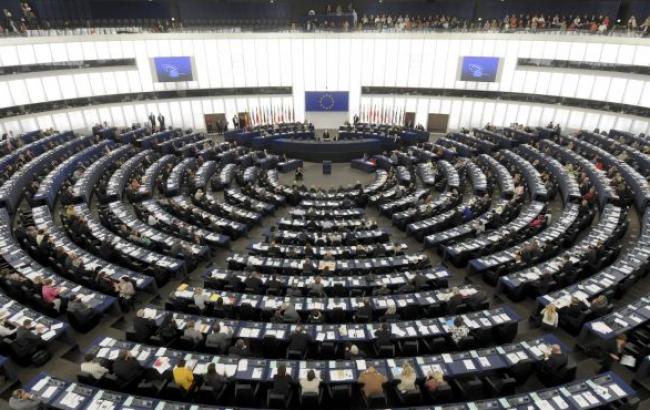 Совет ЕС утвердил продление Украине торговых преференций до 2016 г