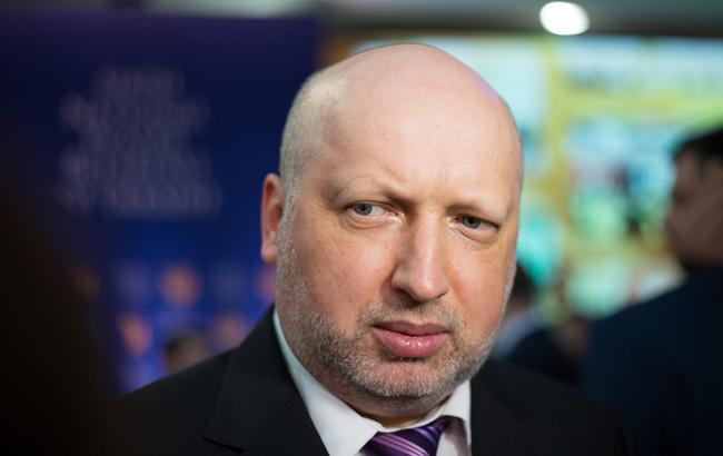 Турчинов не виключає нових спроб РФ втрутитися в справи України та Білорусі