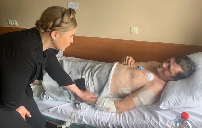 Раненые военнослужащие должны получать "боевые" весь период пребывания в госпитале, - Тимошенко