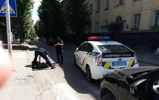 У Львові патрульні вчинили наїзд на пішохода