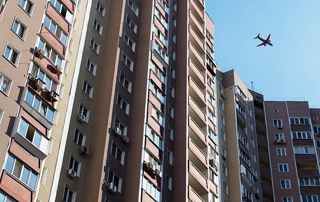 В Полтавcкой области 15-летняя девушка упала с крыши девятиэтажки