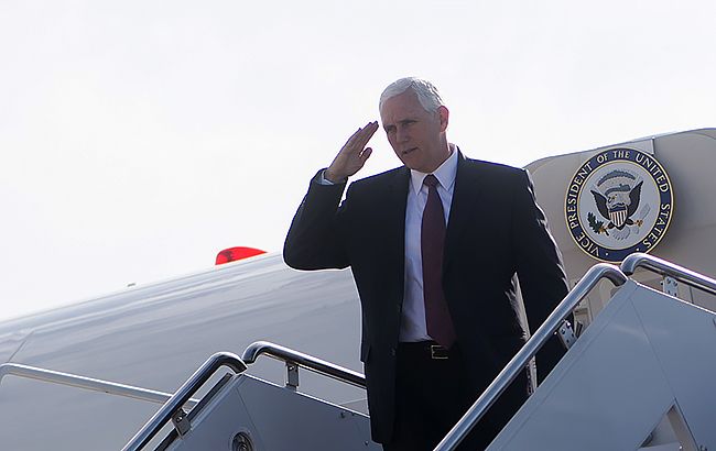 Віце-президент США прибув з неоголошеним візитом до Іраку