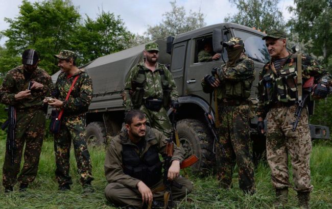 Более 20 военных РФ на Донбассе травмировали себя, чтобы не участвовать в боях, - разведка