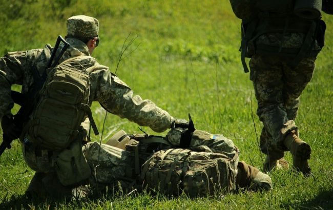 Бойовики посилили обстріл на Донбасі, поранено військового