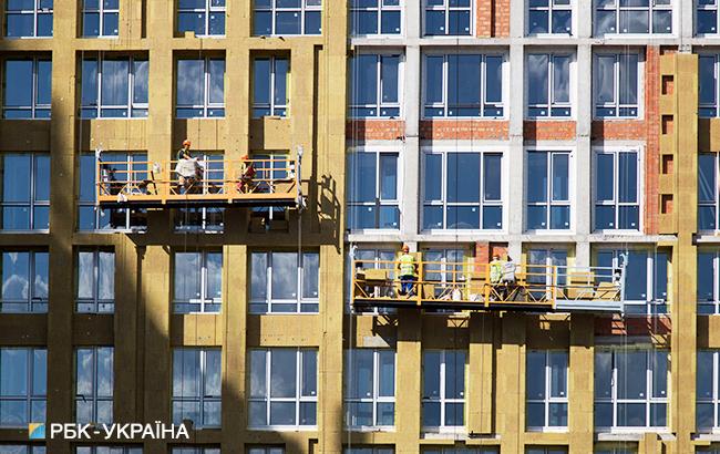 Служба внешней разведки отменила конкурс на закупку квартир для военных в Киеве