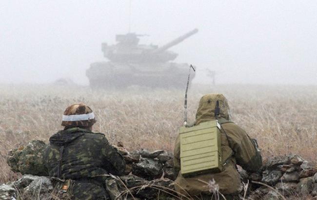 Сили АТО відбили атаку 8 танків бойовиків в районі Станиці Луганської, - ІС