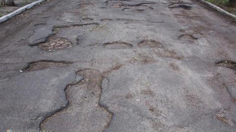 "Гиперлуп вам в помощь": сеть поразила разбитая трасса из Днепра в Николаев (фото)