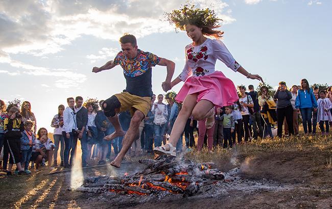 У Харківській області внаслідок святкування Купала 4 людини отримали опіки
