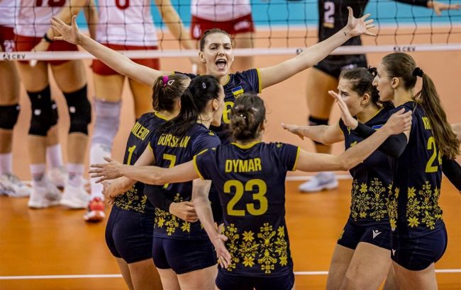 Женская сборная Украины разгромила Швецию в первом финале Золотой Евролиги волейбола