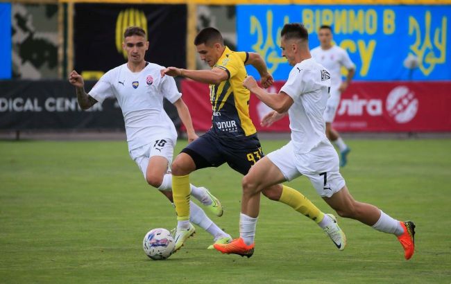 УПЛ: "Рух" в большинстве сенсационно дожал "Зарю"