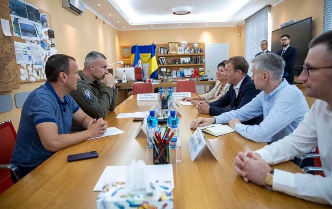 Киевским больницам установят автономные солнечные электростанции, - Кличко