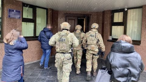 У Харківській області затримали податківця на систематичні хабарі