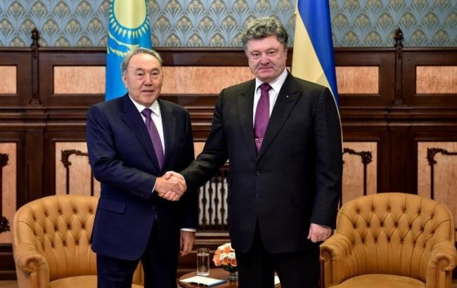 Порошенко начал встречу с Назарбаевым