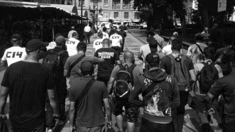 Опубліковано відео побиття націоналістами політика в Києві