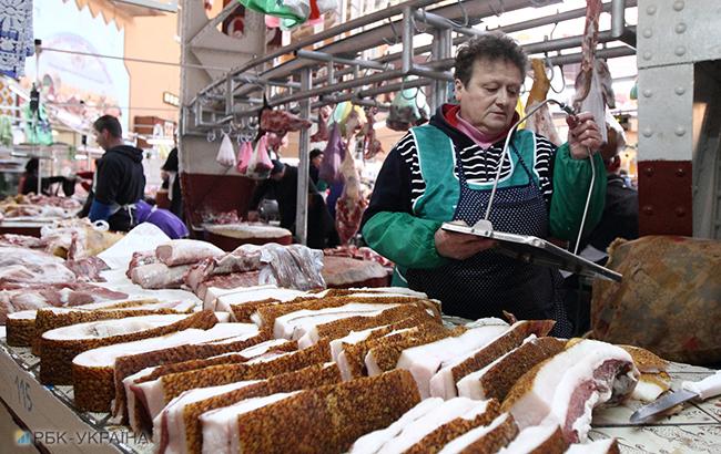 Украинцы едят больше рыбы и фруктов, меньше картофеля и хлеба, - Госстат