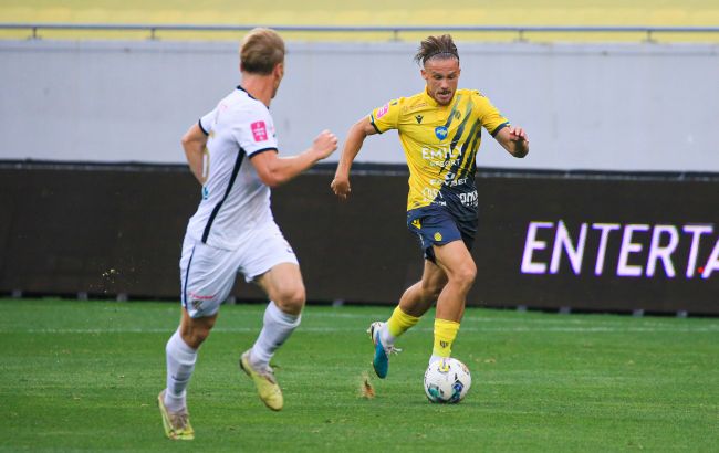 УПЛ: "Рух" сохранил лидерство в чемпионате после ничьей с "Колосом"