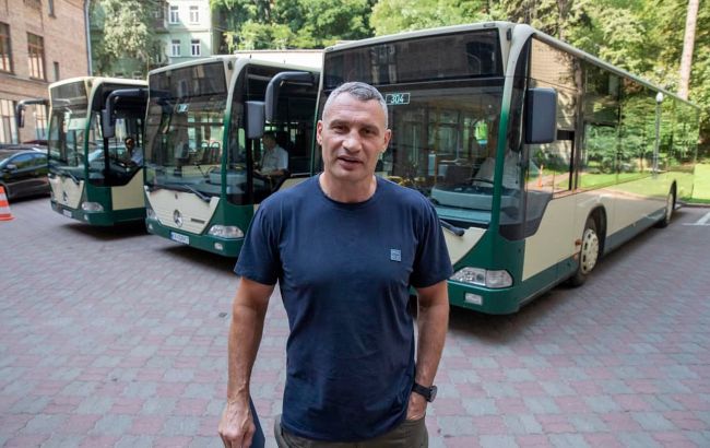 Кличко: благотворители подарили городу автобусы Mercedes, вскоре они выйдут на маршруты