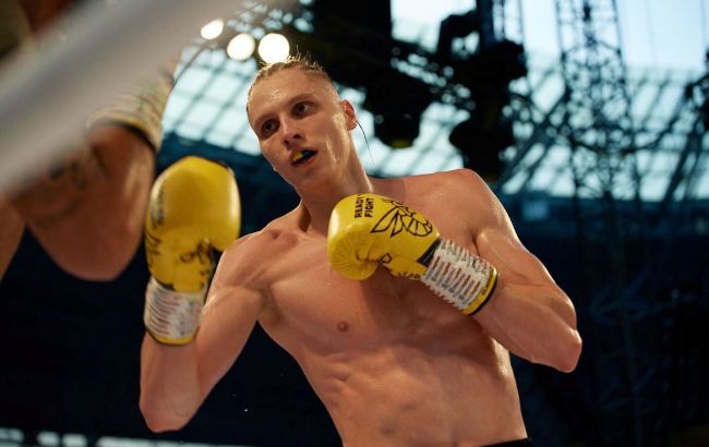 Усик – Ф'юрі. Український напівважковаговик проведе бій у розігріві битви чемпіонів