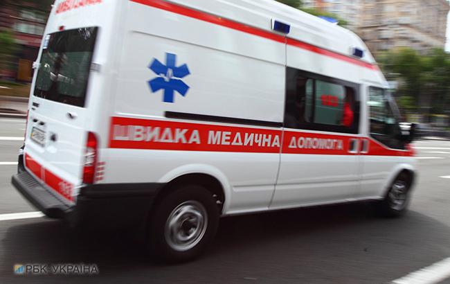 У Києві з вікна випала жінка (фото)