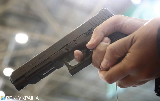 У Житомирській області офіцер випадково вистрелив у чергового військової частини