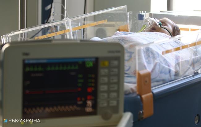"Навіть нога залишилася спокійно бовтатися": в мережі розповіли про байдужість лікарів дитячої лікарні під Києвом