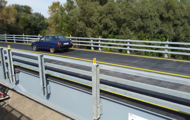 У Чернігівській області відновили один зі зруйнованих під час вторгнення РФ мостів