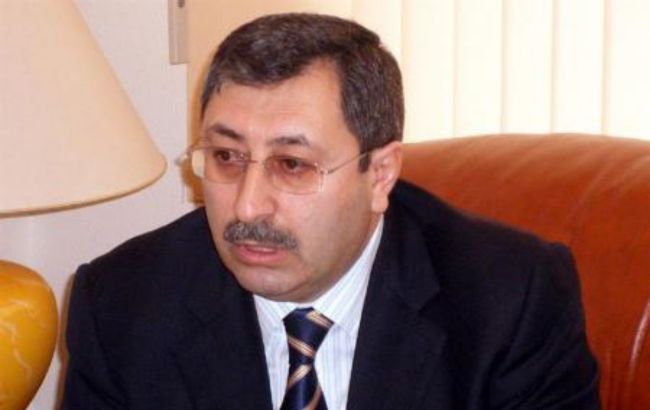 Азербайджан остановил работу посольства в Иране