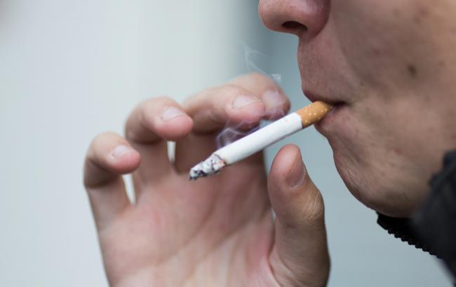 Украине нужно бороться с занижением цен на табачные изделия, - эксперт