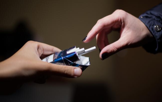 Експерти назвали податки, які стимулюють куріння