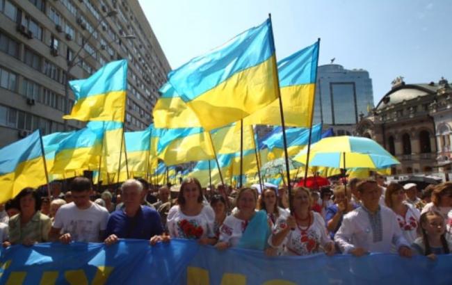 В Киеве проходит Крестный ход в поддержку единой церкви