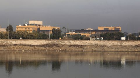 Посольство США в Багдаді піддалося ракетному обстрілу