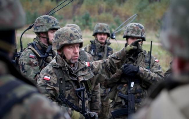 Польша собирается укрепить военные части на востоке страны