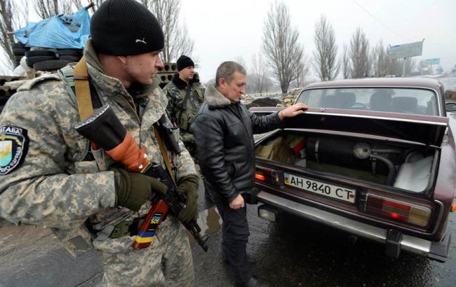 У Донецькій обл. частково відмінено систему пропувсків у зону АТО, - ОДА