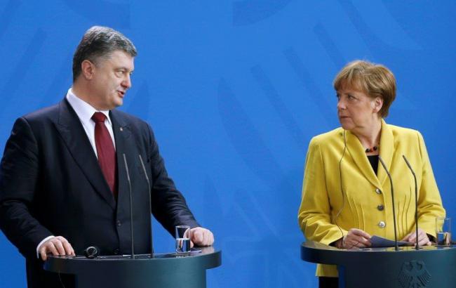 Порошенко і Меркель готують зустріч глав МЗС "нормандської четвірки"