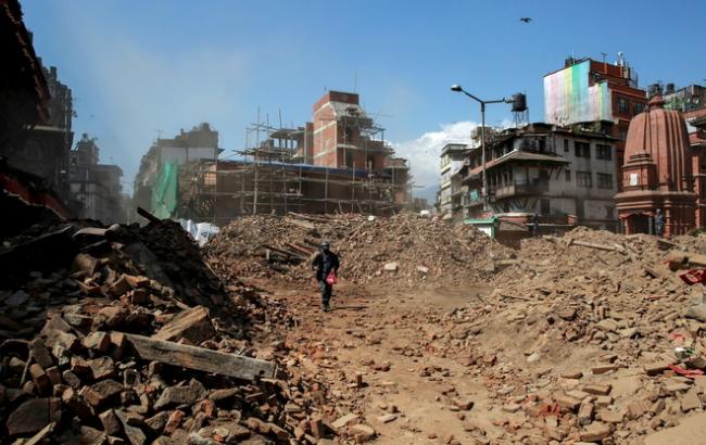 Количество жертв землетрясения в Непале превысило 5,5 тыс. человек