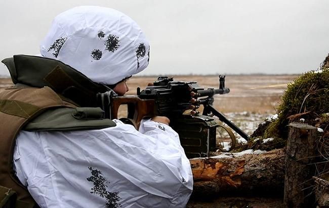 Боевики из гранатометов обстреляли позиции сил АТО у Павлополя, - штаб