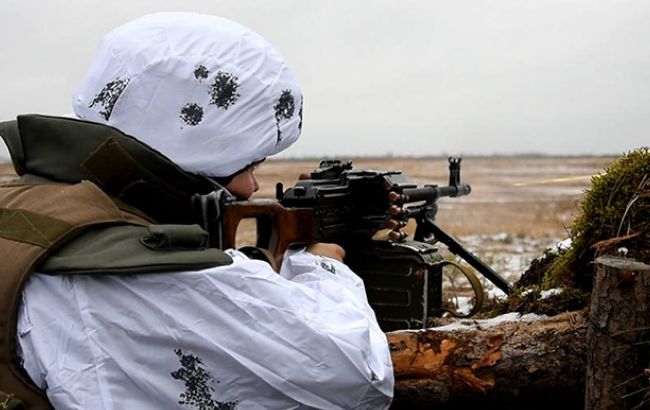 Боевики на Донбассе продолжают нарушать мирные договоренности, - штаб АТО