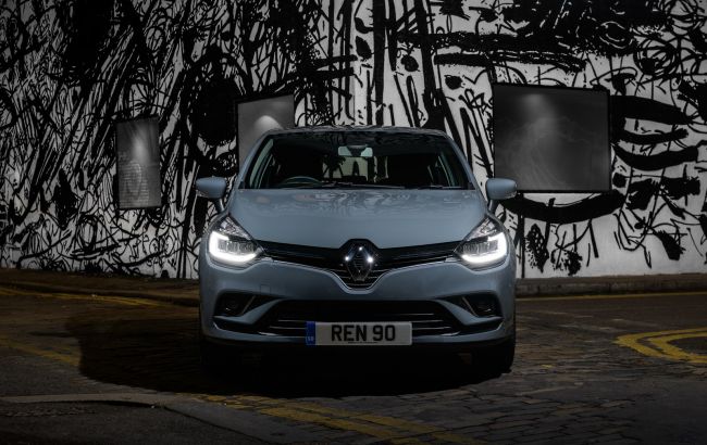 Renault останавливает работу завода в Москве