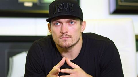 Ви мене звідси не виженете: Усик зробив заяву про Україну