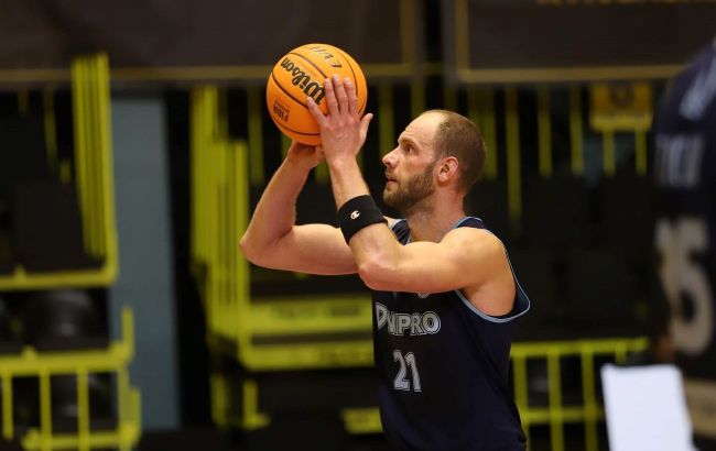 Взрывные данки, броски под сирену и эффектные блок-шоты: топ-10 моментов недели Суперлиги