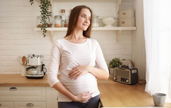 Очень редкое явление: может ли женщина забеременеть, если она уже ждет ребенка