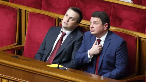 Запутали след: как силовики переводят стрелки в деле о коррупции в "Укроборонпроме"