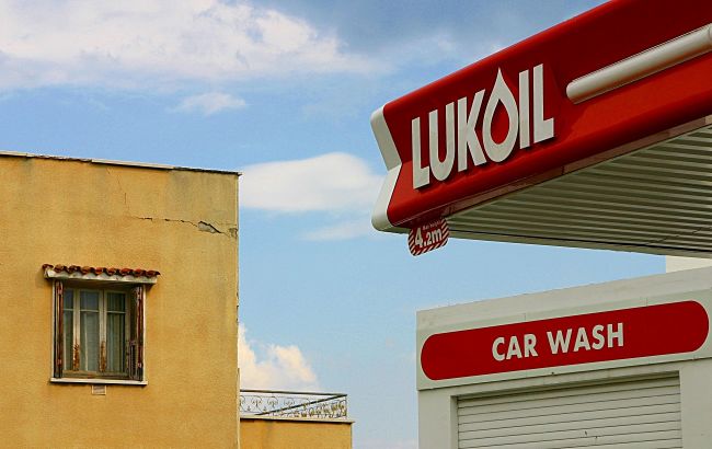 У Болгарії оштрафували російську нафтову компанію "Лукойл" на 100 млн євро: деталі
