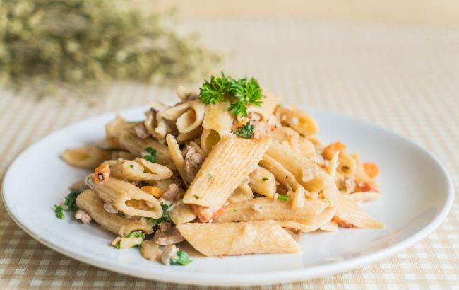 Невероятно вкусная паста с тунцом за 15 минут: идеальный рецепт для занятых