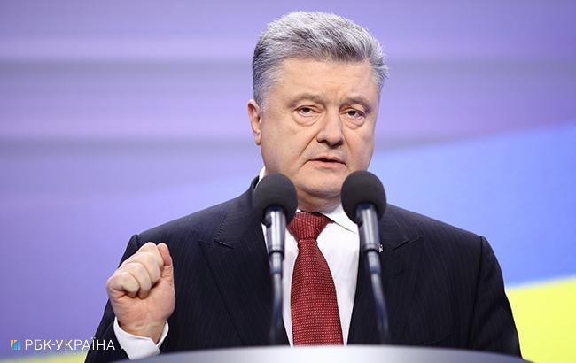 Порошенко ввел в действие решение СНБО о защите нацинтересов в сфере авиамоторостроения