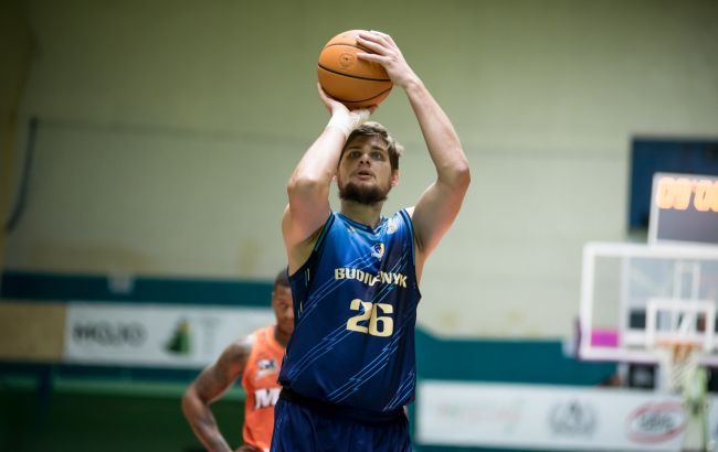 Лучший центровой Суперлиги опустился в Высшую лигу: что произошло