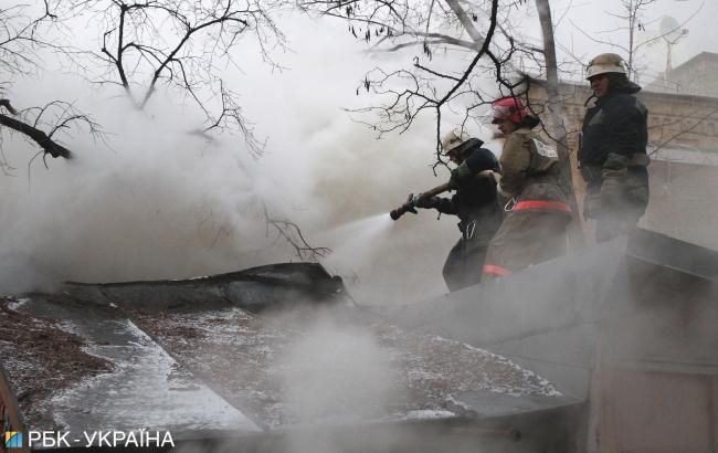 У Києві під час пожежі в люці теплотраси виявлено тіла трьох людей